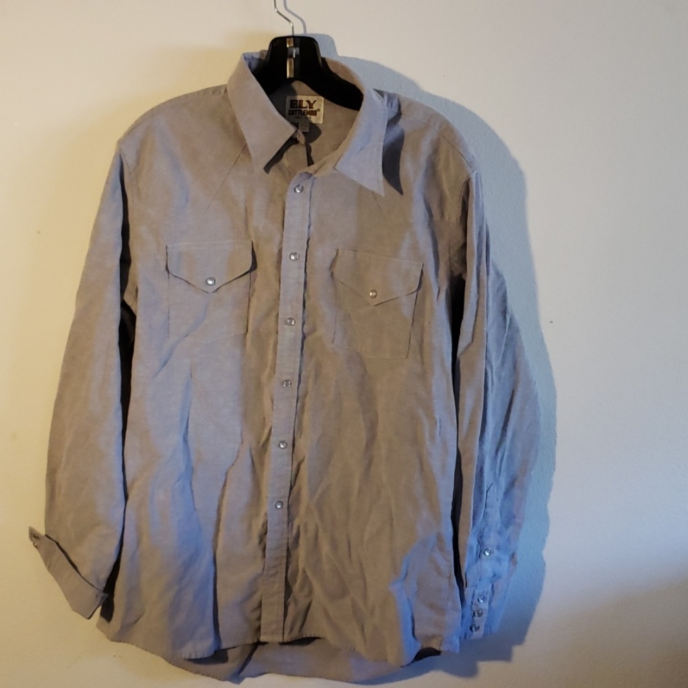 Elly Cattlemen Button Up Shirt.